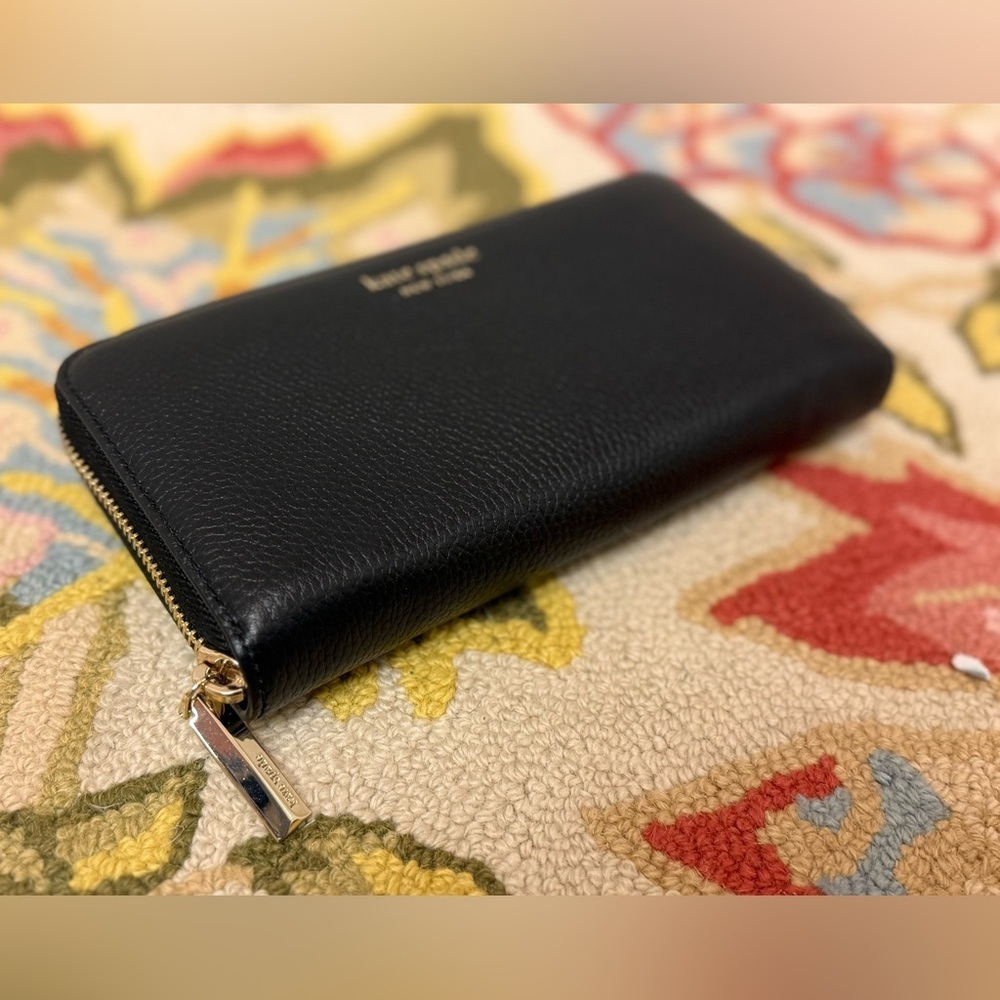 Kate Spade New York Large Black Leather Zip-Around Continental Clutch/Wallet - Picture 13 of 16